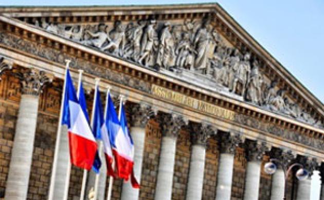 Et maintenant, mettre fin au cumul des mandats dans le temps