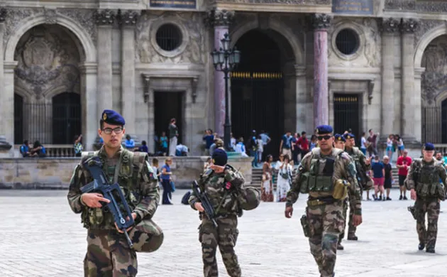 État-d'urgence : que contient le projet de loi sécurité ? Trois questions à Kami Haeri