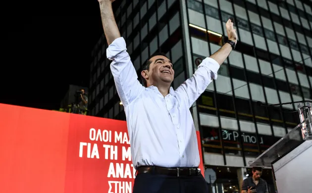[Campagnes électorales] - De 2015 à 2027, Grèce : Alexis Tsipras, l’odyssée d’un retour politique