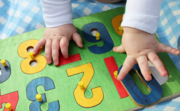 Réussite scolaire et sociale : intervenir dès la petite enfance