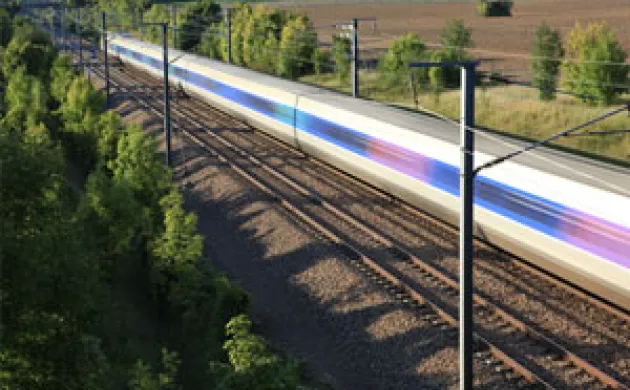 Transports et dette publique : un nouveau rapport tire la sonnette d'alarme
