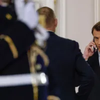 Le président Macron a-t-il eu raison de renouer le dialogue avec Vladimir Poutine ?