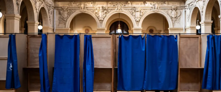 [Fractures françaises] - Un barrage fissuré, mais pas encore brisé ? L’état du "front républicain" en 2025