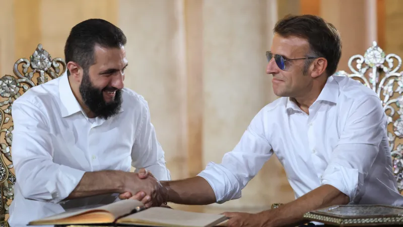  Macron à Damas : un pari à l’ombre de l’Histoire 